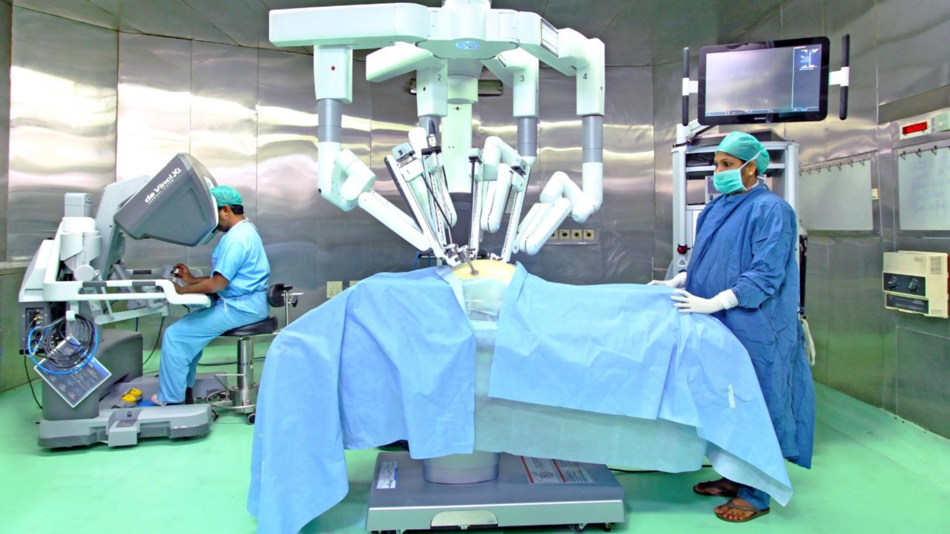 Robotic Surgery in Gynaecology: The Future of Women’s Health