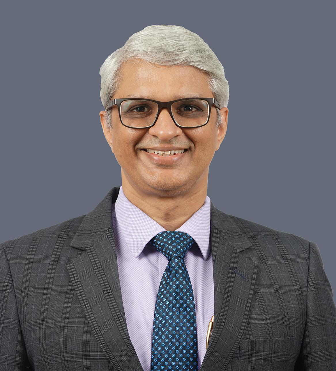 Dr. Vivek Chaturvedi