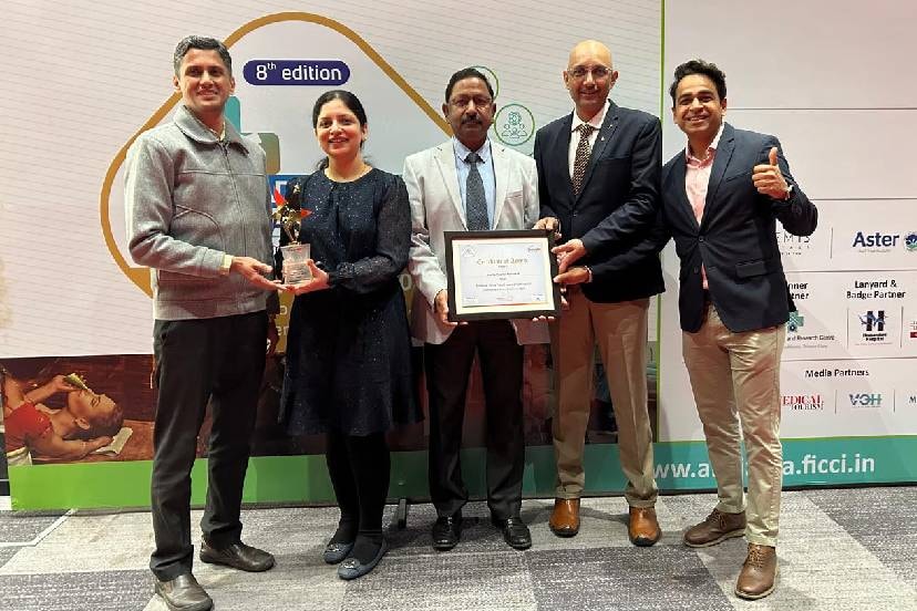 Amrita Hospital, Faridabad’s Plastic & Reconstructive Surgery Team Wins Prestigious FICCI Medical Value Travel Specialist Hospital Award